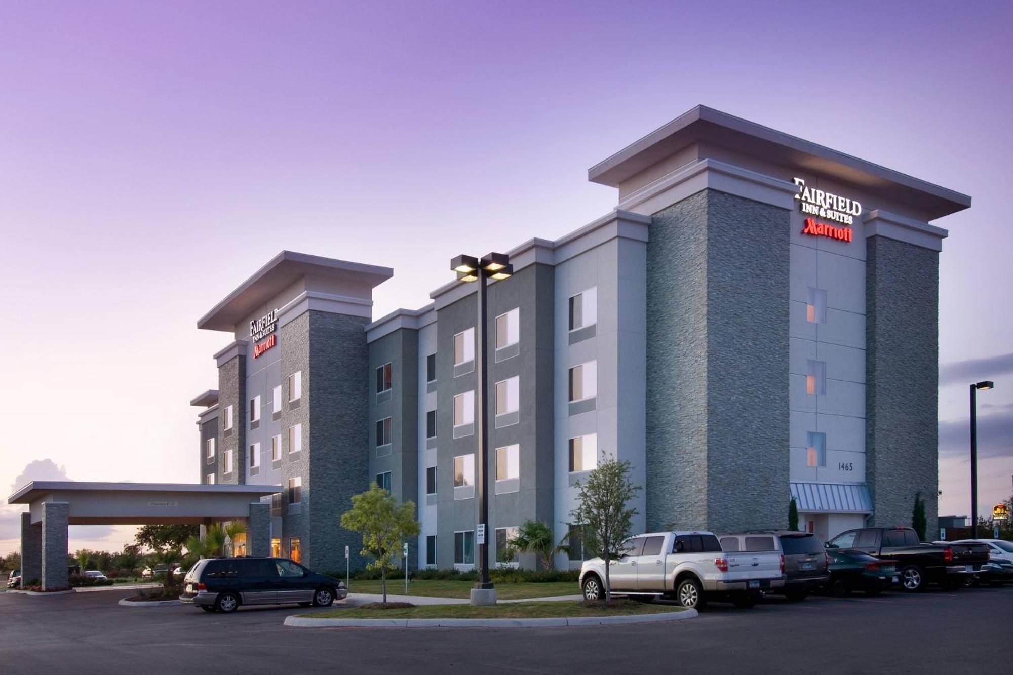 Fairfield Inn & Suites By Marriott New Braunfels Exterior photo